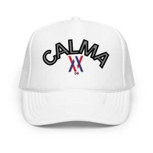 Gorra Trucker Dayf con texto CALMA NO 06